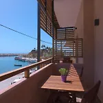 Anasa Thalassas Lejlighed